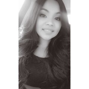 Meet your Posher, Angie